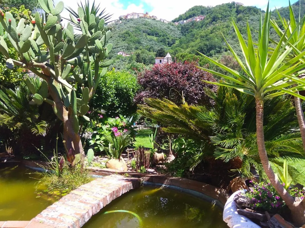 Couette-café Jasmine Cottage Luni