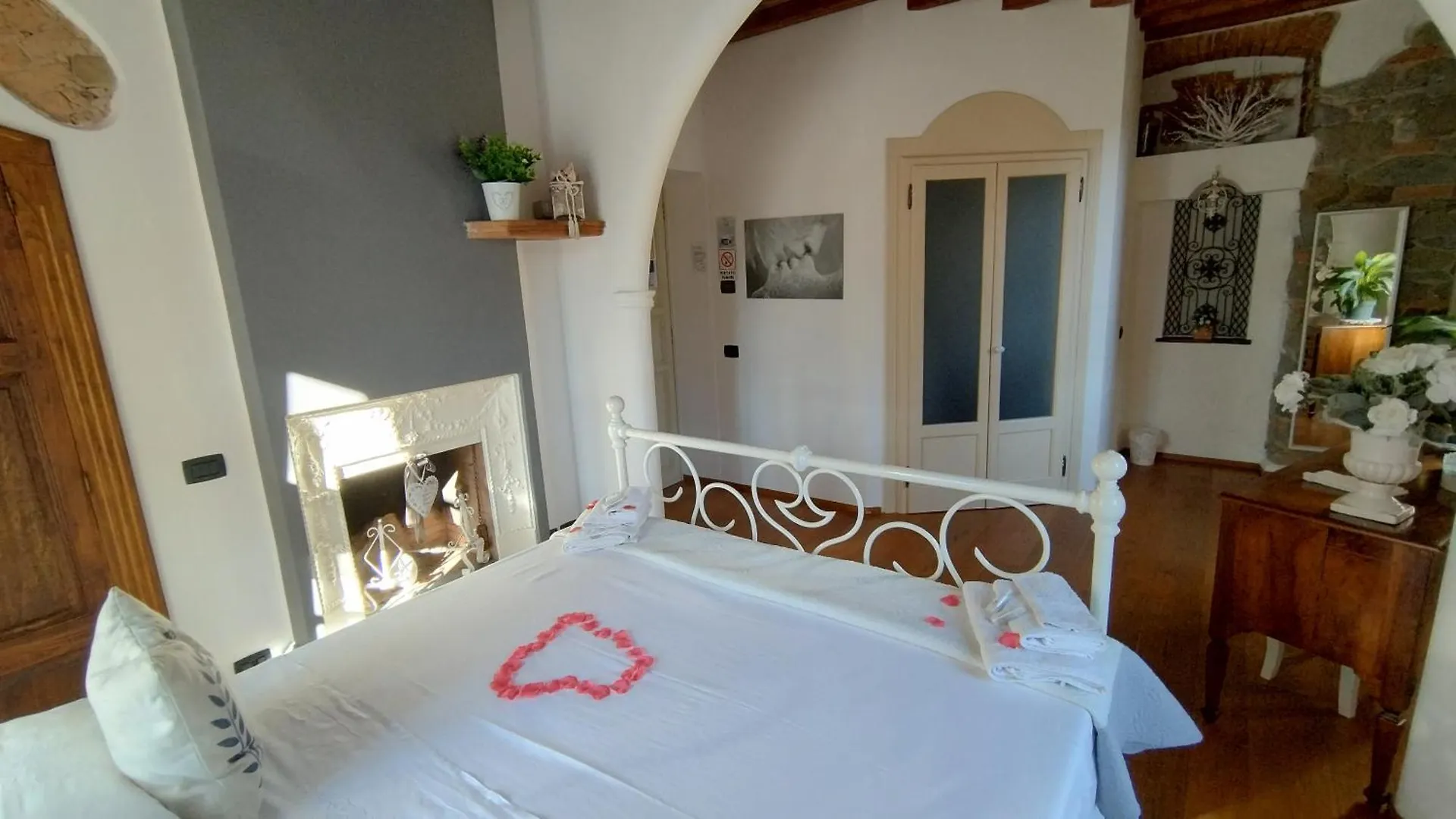 Couette-café Jasmine Cottage Luni